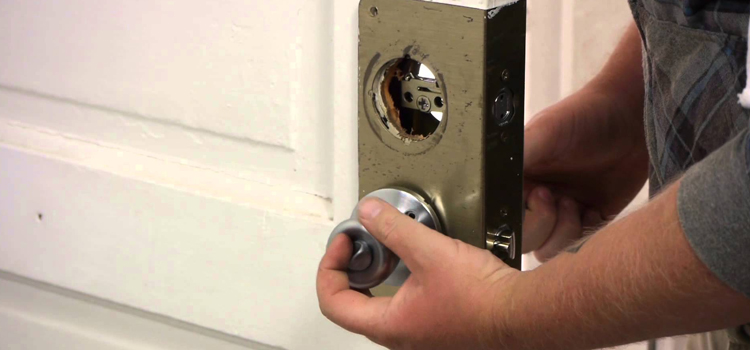 Home Lock Change in Half Moon Bay